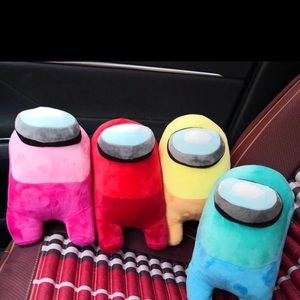 2 among us characters